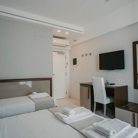 Hotel Baia Marina Купра Маритима Екстериор снимка