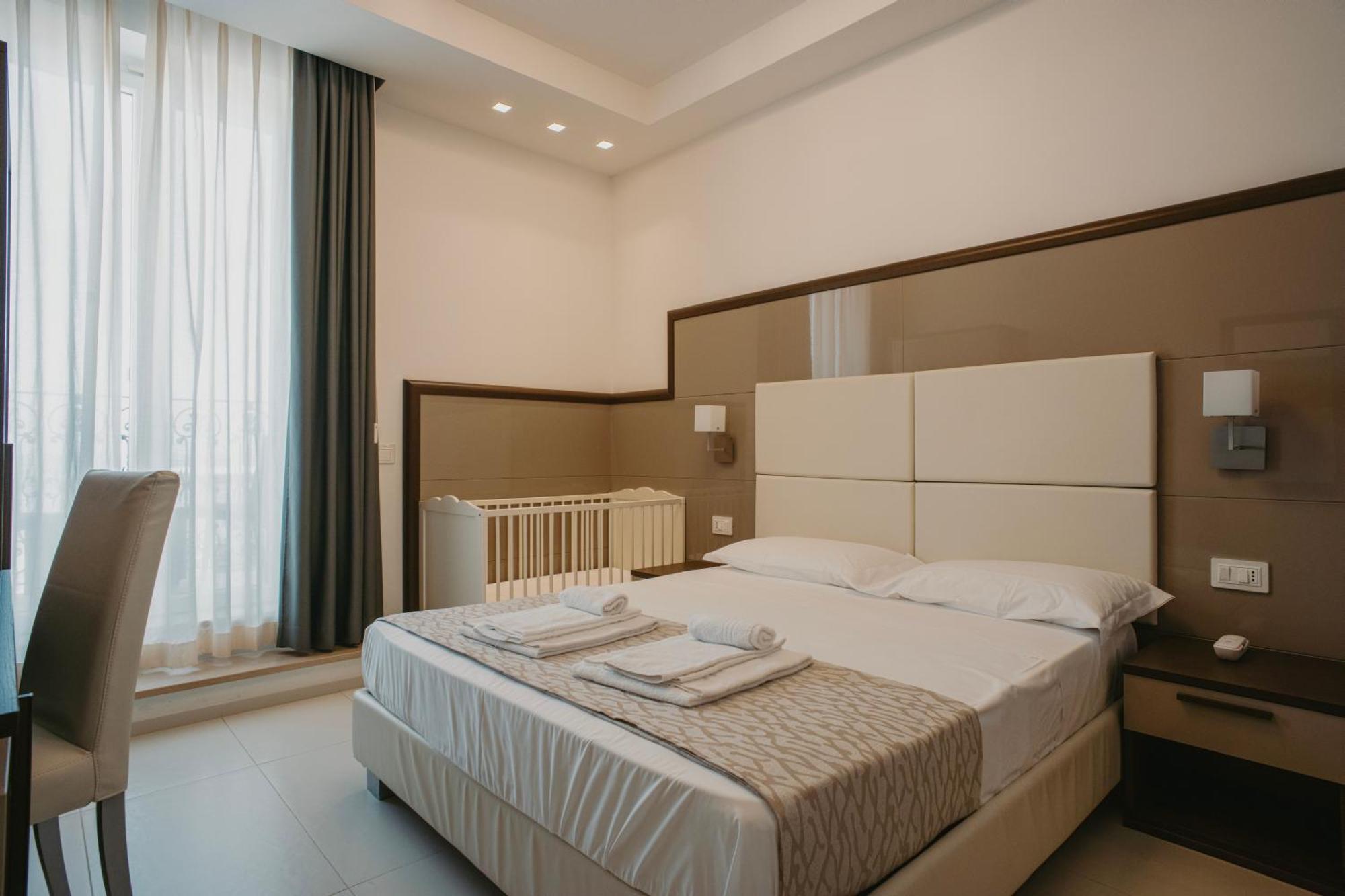 Hotel Baia Marina Купра Маритима Екстериор снимка